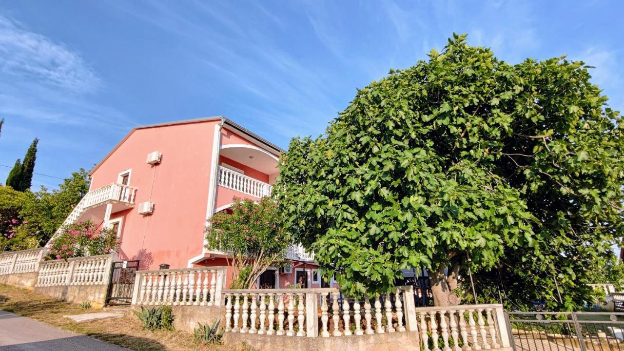 Kruševo Marija Apartments מראה חיצוני תמונה