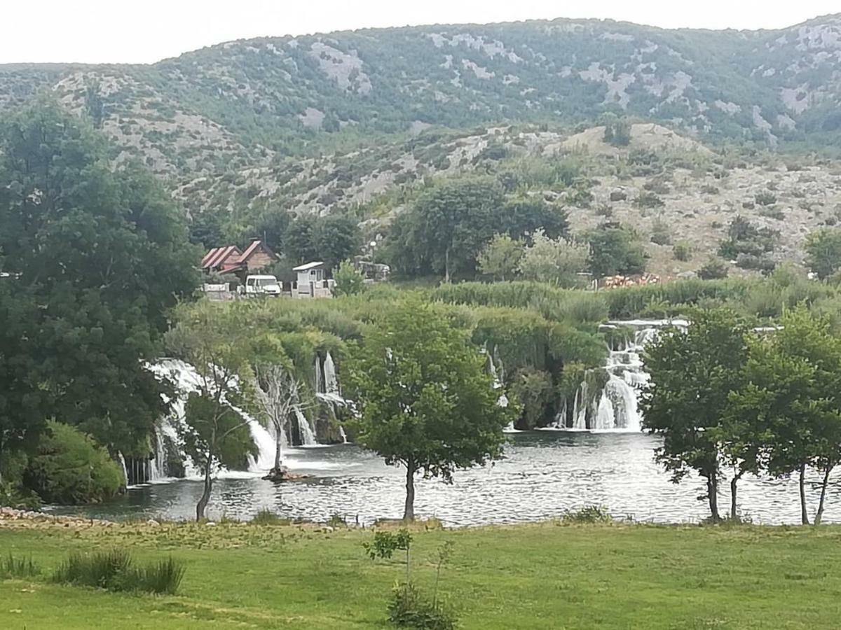 Kruševo Marija Apartments מראה חיצוני תמונה
